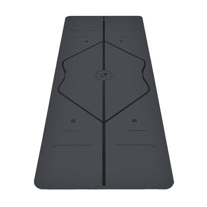 Liforme Travel Yoga mat – Free Yoga Bag, Patented Alignment System, Warrior-Like Grip, Non-Slip, Eco-Friendly and Biodegradable, Ultra-Lightweight and Sweat Resistant, Made with Natural Rubber – Gray