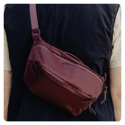 Peak Design Outdoor Sling 4L, Eclipse, Padded Adjustable Shoulder Strap for Crossbody & Waist Carry, Mesh Internal Pockets, Ideal for Carrying Cameras & Essentials, Versatile Sling Bag for Men & Women