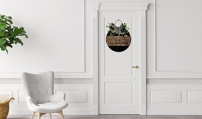 Welcome To The Mancave Front Door Sign Funny Wreaths Hanging Wooden Plaque Decoration Round Rustic Wood Farmhouse Porch Decor for Home Front Door Decor, 11 x 11 Inch