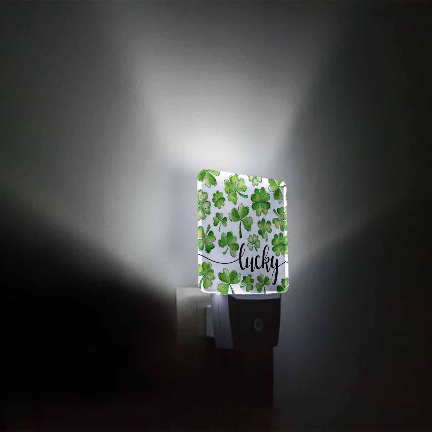 Green Lucky Clover Leaves Plug-in LED Night Lights St. Patrick's Day Shamrocks Auto Dusk-to-Dawn Sensor for Bedroom, Bathroom, Kitchen, Nursery, Hallway, Stairs, Wall Home Decor