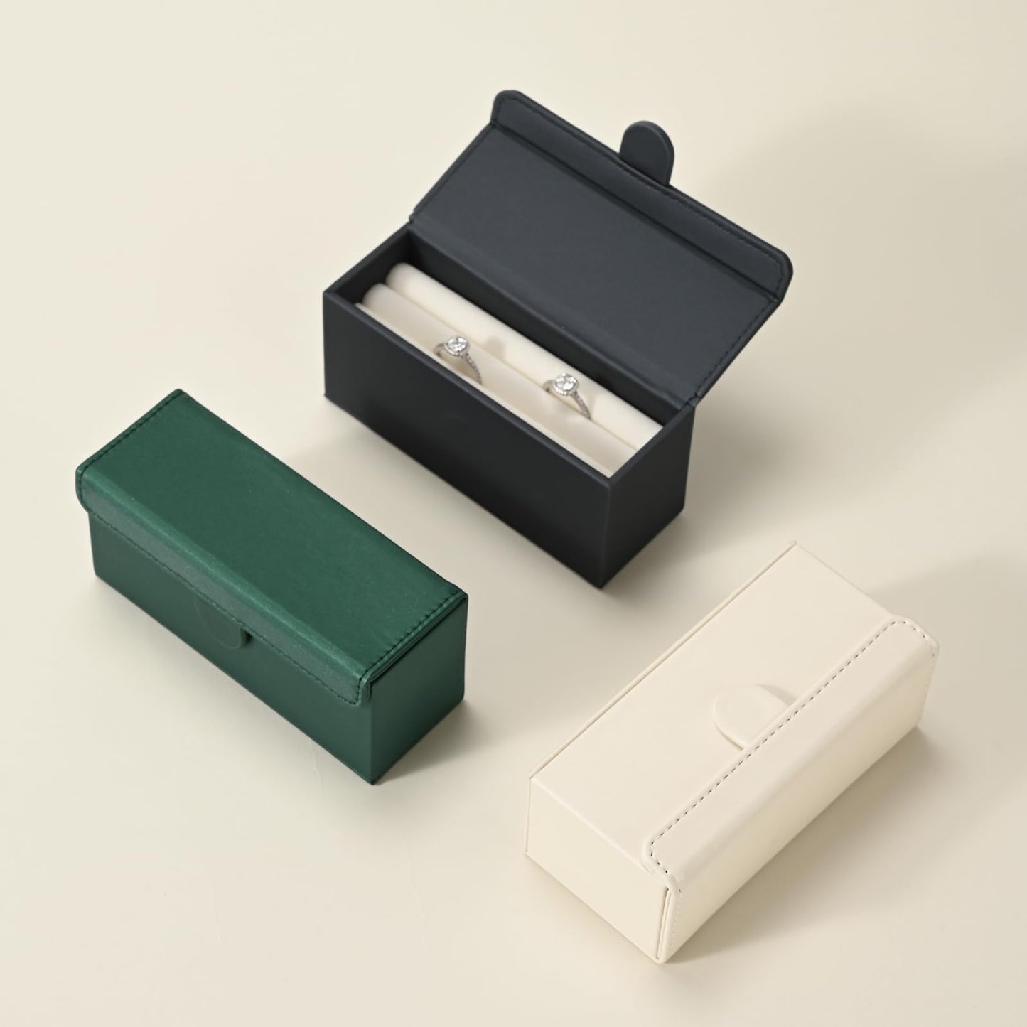 Oirlv Travel Rings Storage Box: Compact Multi-Ring Organizer Case, Premium Leather & Velvet Lined for Tangle-Free Protection, Portable Jewelry Case for Weekend Trips & On-the-Go(Green)