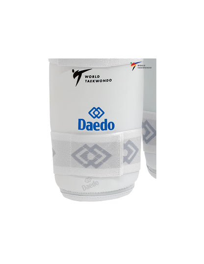 DAEDO WT Recognized Taekwondo Forearm Guard, Officially Approved for International Competitions, Lightweight and Comfortable Protection