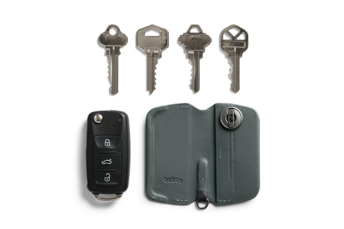 Bellroy Key Cover – Third Edition (Leather Key Holder, Holds 2 – 4 Keys) - Everglade