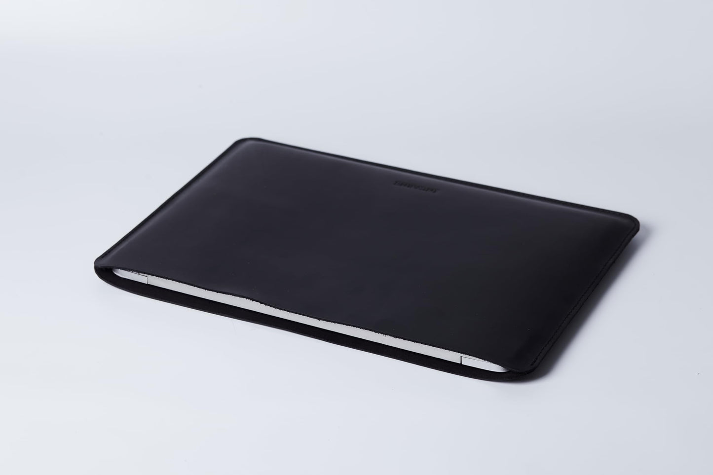 Black Leather Laptop Case Made for 15in MacBook Air Sleeve - Carrying Protective Sleeves Compatible with MacBook Air 15" M2 M3 M4 A2941 А3114 A3241 2022 2023 2024 2025, Genuine Vintage Leather, Black