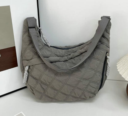 Nylon Crescent Crossbody Bag for Women Shoulder Tote Handbag Casual Sling Bag Dumpling Purse Bag for Outdoor Travel