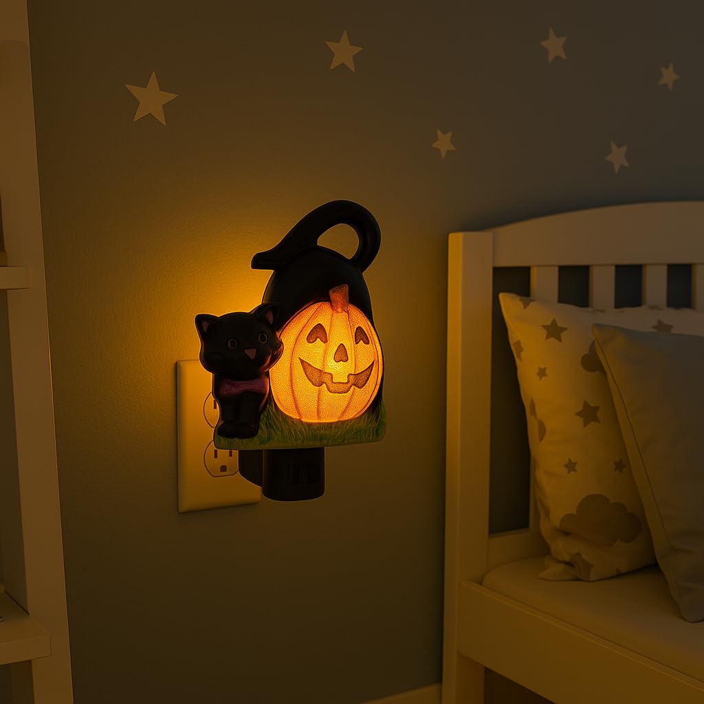 Novelty Lights LED Lamp Pumpkin with Black Cat Halloween Decoration Night Light with Swivel Plug