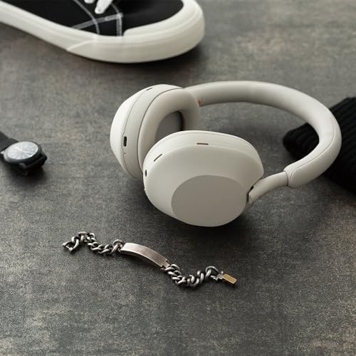 Sony WH-1000XM5 Noise Canceling Wireless Headphones - 30hr Battery Life - Over-Ear Style - Optimized for Alexa and Google Assistant - Built-in mic for Calls - Silver International Version
