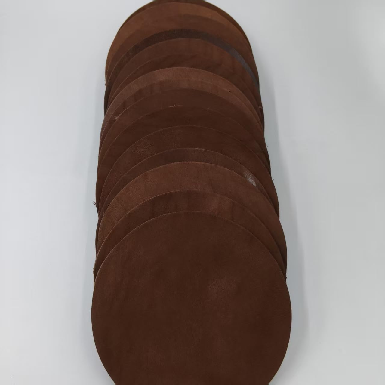 YiJiaXiang 120mm diameterRound Sliced Genuine Leather, 3-5mm Thick Natural Leather, Suitable for Stamping pad Leather Cutting Pieces, Coaster Making Process (Coffee Color 20 Pieces)