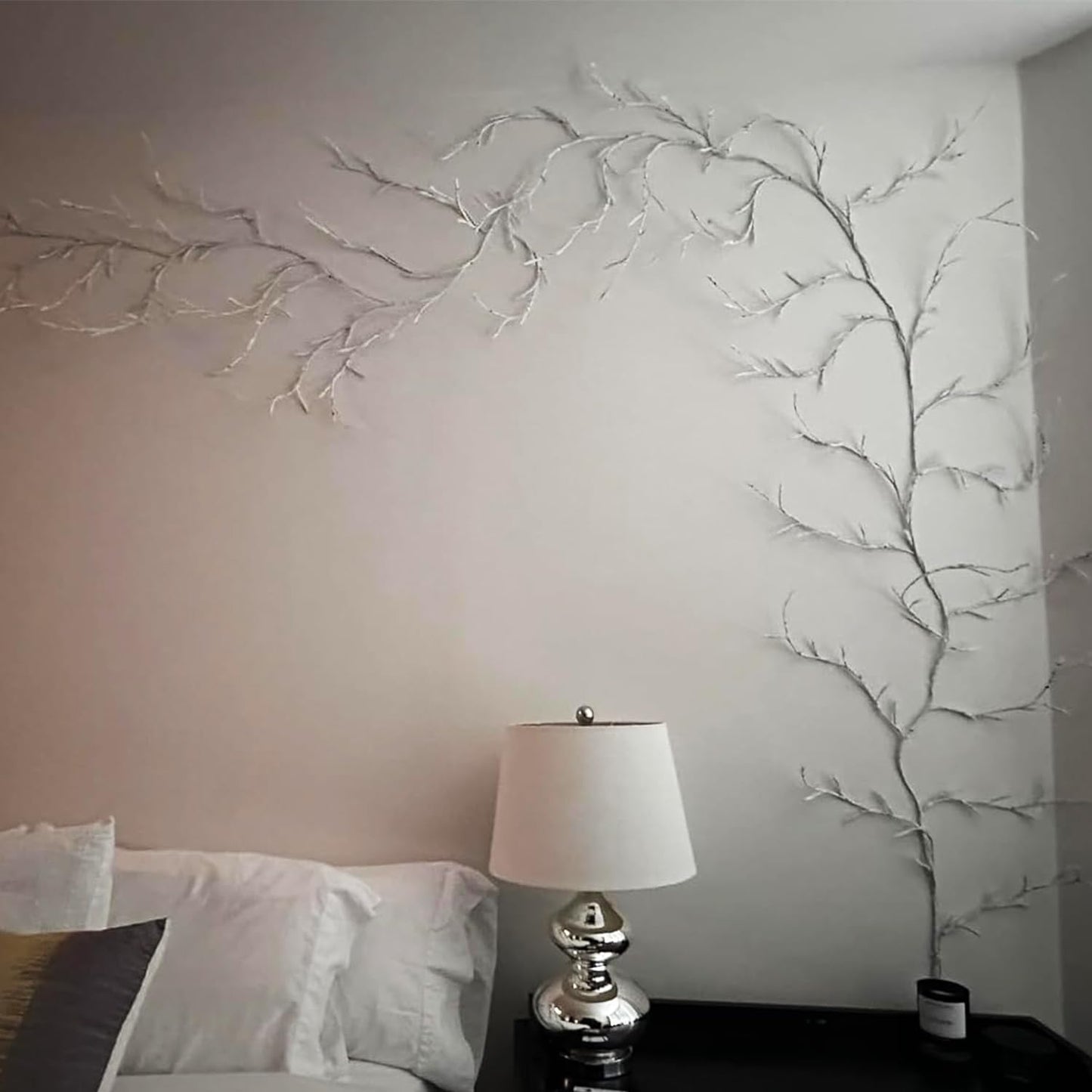 NIDISETPJAS Enchanted Willow Vine Lights with Remote, Christmas Swags Decorations Indoor Room Decor, 18 Branches 144 LEDs Lighted Willow Vine Lights for Walls Bedroom Home Decor, White Branch