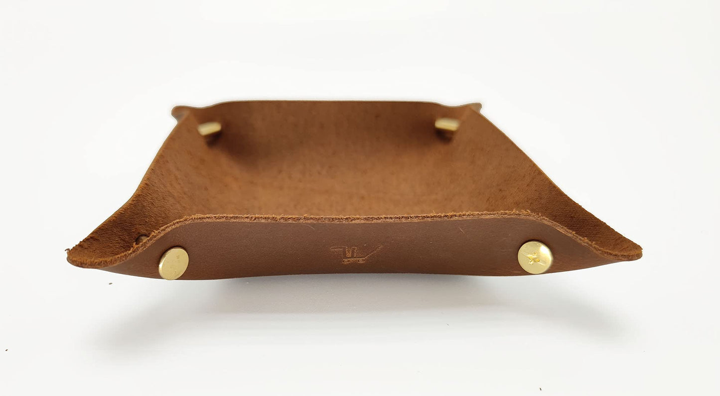 WOBACWVO Leather Valet Tray Entryway Catchcall Tray Nightstand Organizer Storage for Wallets Watches Keys Holder Dish Bowl Coins Office Desk Accessory (Cinnamon-Crazy Horse Leather).