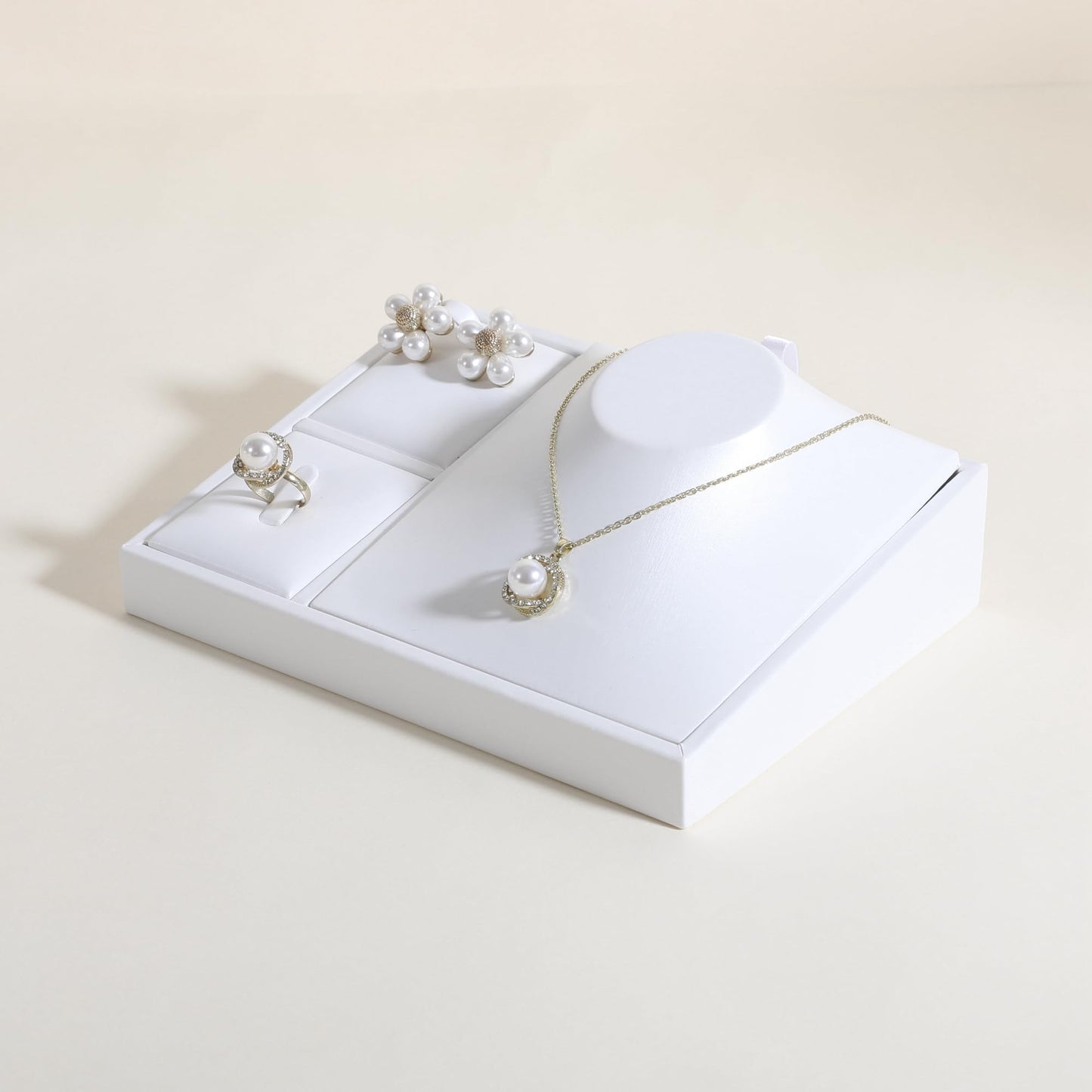 GemeShou White Jewelry Display Tray for jewelry selling, PU leather Necklace Holder Earring Display Stand, Jewelry organizer storage holder for boutique store【Jewelry display set】