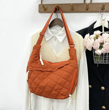 Nylon Crescent Crossbody Bag for Women Shoulder Tote Handbag Casual Sling Bag Dumpling Purse Bag for Outdoor Travel