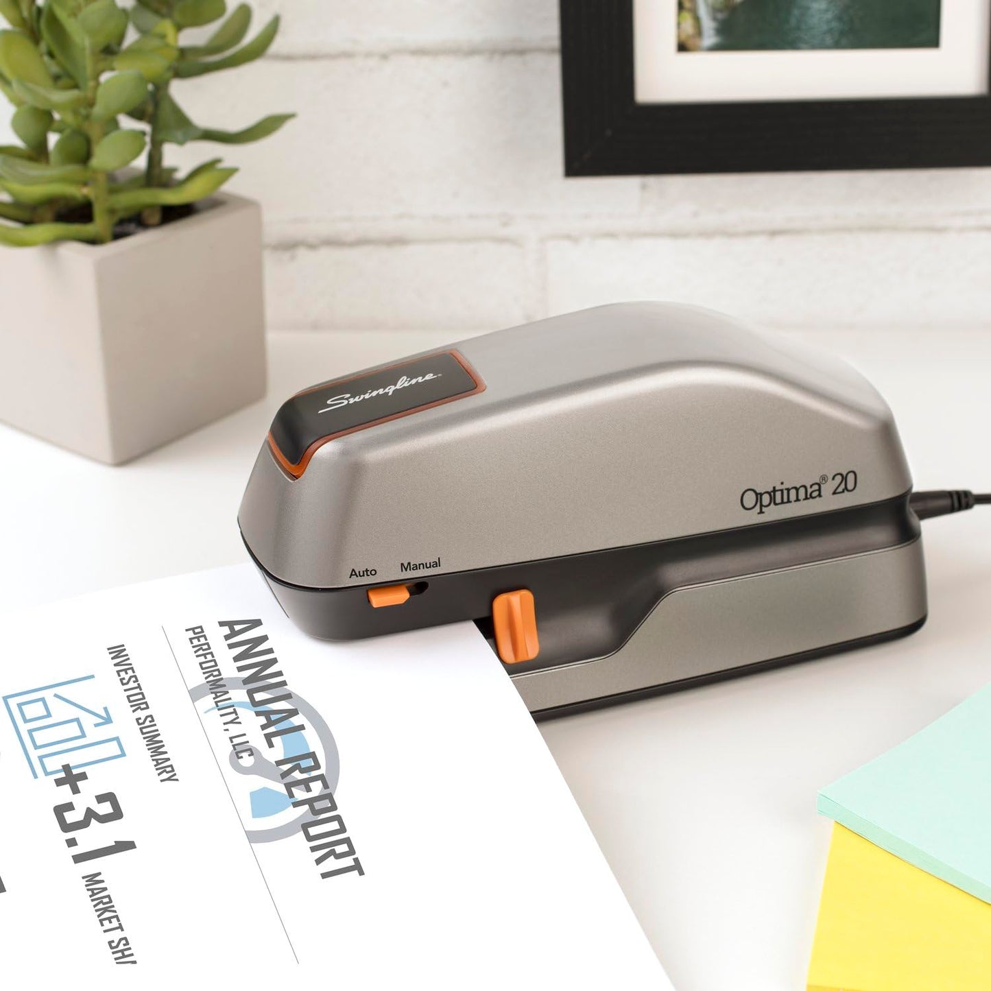 Swingline Electric Stapler, 20 Sheet Capacity, Optima 20, Jam Free, Auto or Manual, Plug In or Battery, Silver (48208)