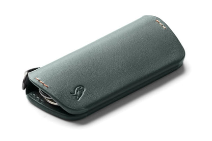 Bellroy Key Cover Plus – Third Edition (Leather Key Holder, Holds 4 – 8 Keys) - Everglade