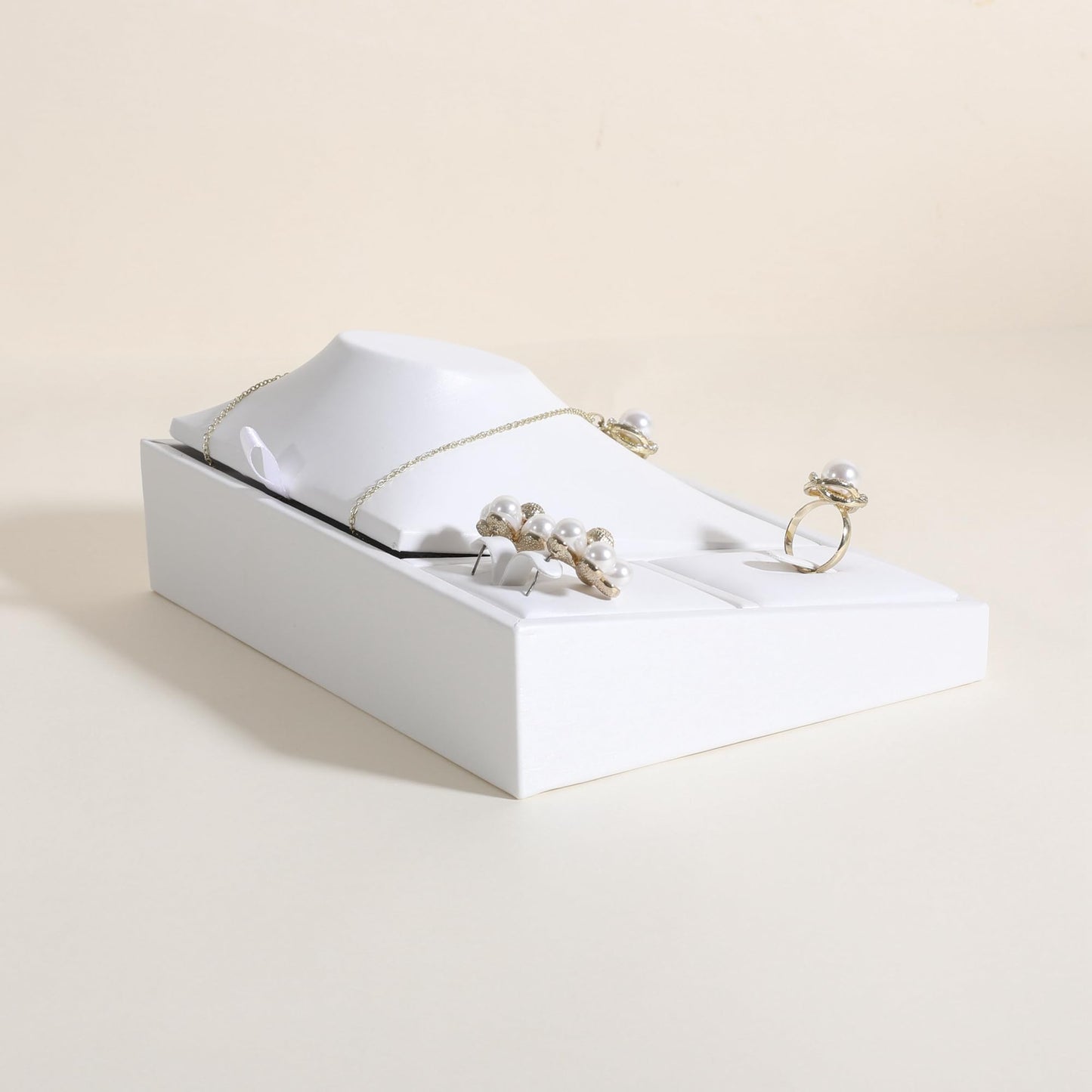 GemeShou White Jewelry Display Tray for jewelry selling, PU leather Necklace Holder Earring Display Stand, Jewelry organizer storage holder for boutique store【Jewelry display set】