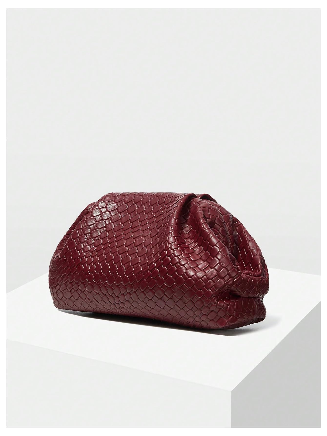 QWINEE Women's Woven Evening Bag Dumpling Clutch Purse No Strap Handbags Elegant Faux PU Leather Clutch Bag Burgundy One-Size