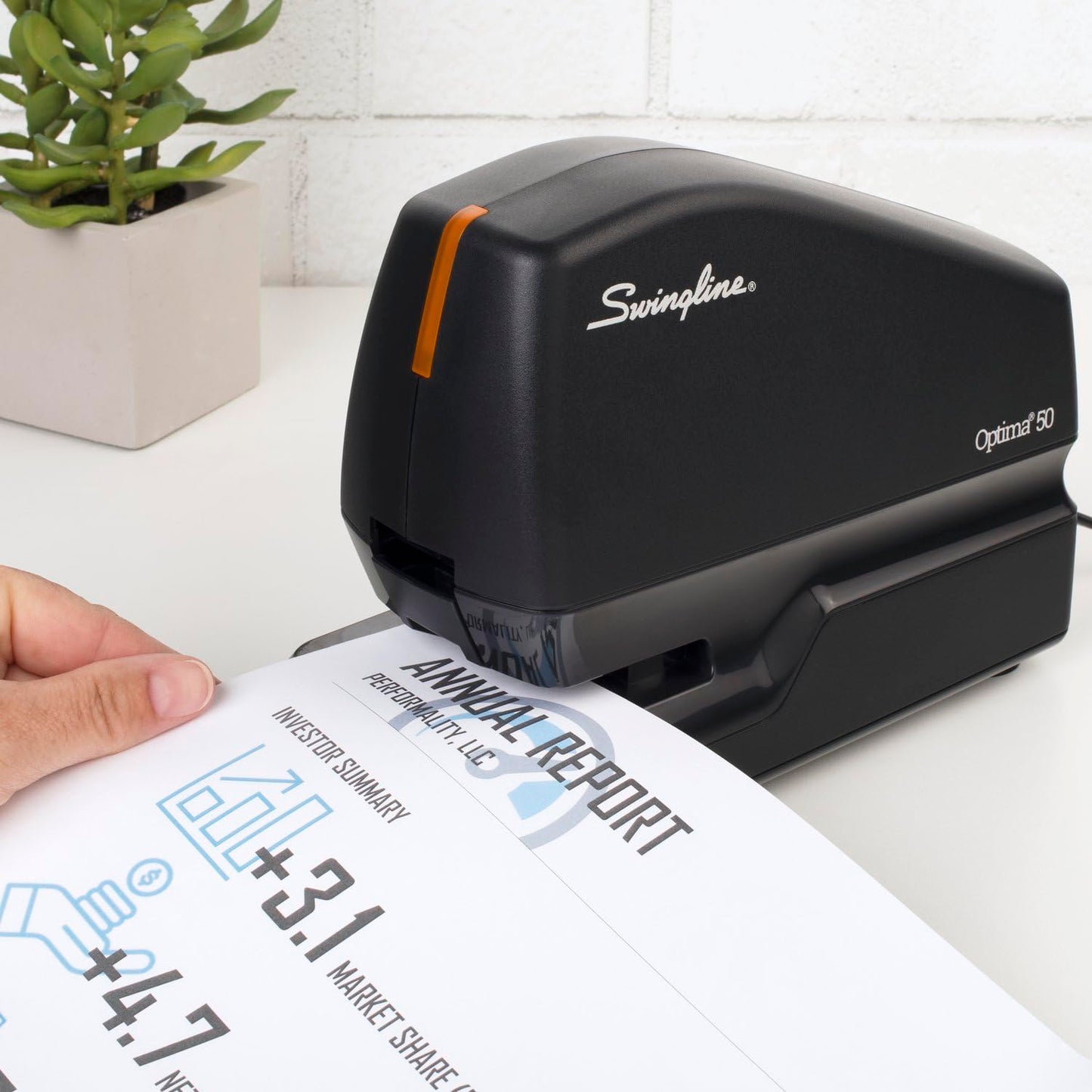 Swingline Electric Stapler Value Pack, 50 Sheet Capacity, includes Optima 50 Stapler, 5000 Staples and Staple Remover (48209)