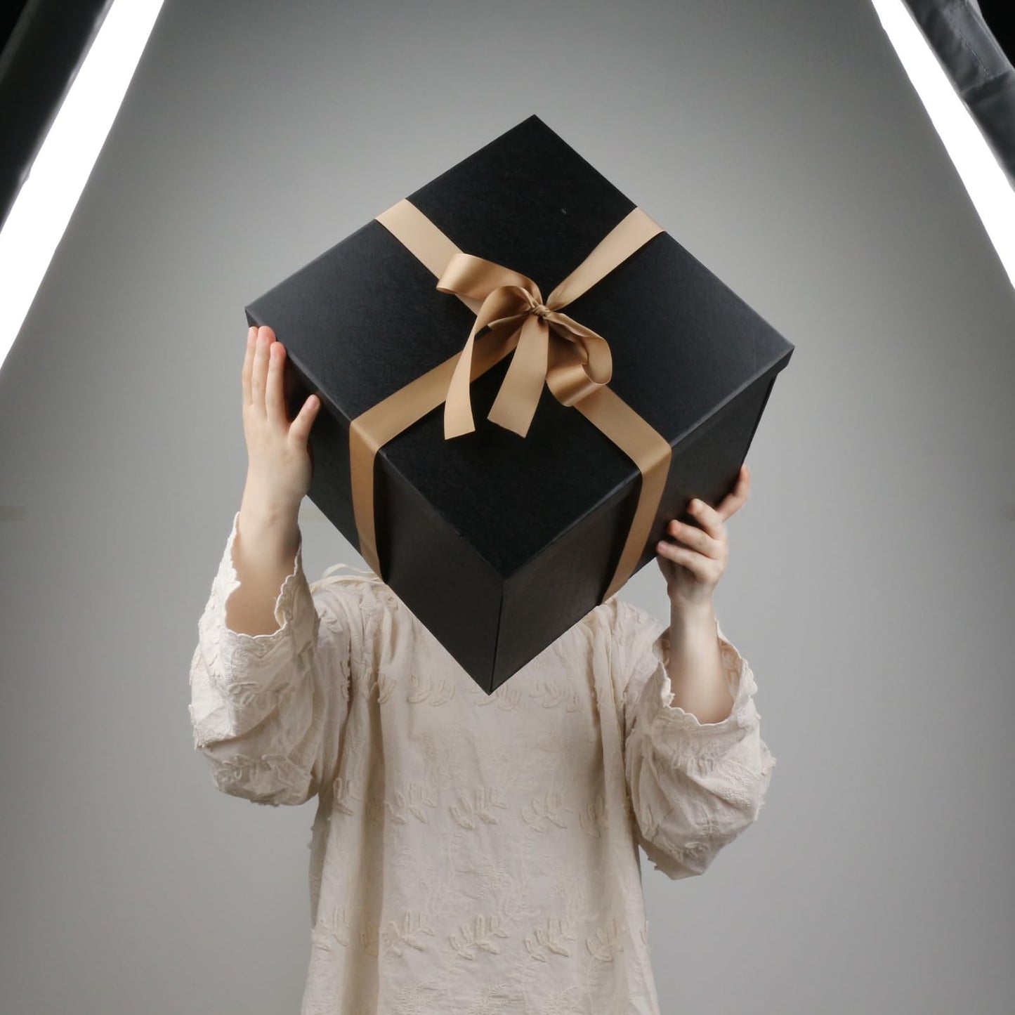 YINUOYOUJIA Large Gift Box 12x12x10 Inches,Black Boxes for presents with Ribbon,Card,Shredded Paper for Birthday,Valentine's Day,Mother's Day,Christmas,Anniversaries.