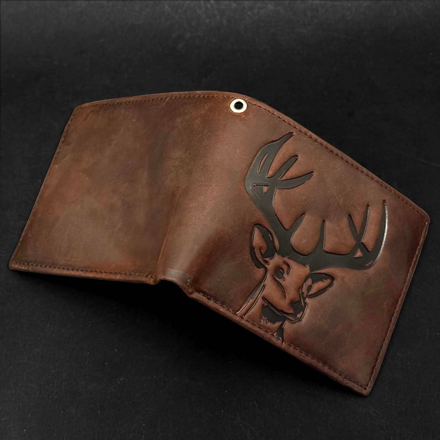 XIXTUT Cowhide Leather Deer Bifold Wallet for Men,Slim Profile Hunting Wallet RFID Wallet Slim Bifold Wallet Christmas Gift for Men with Chain.