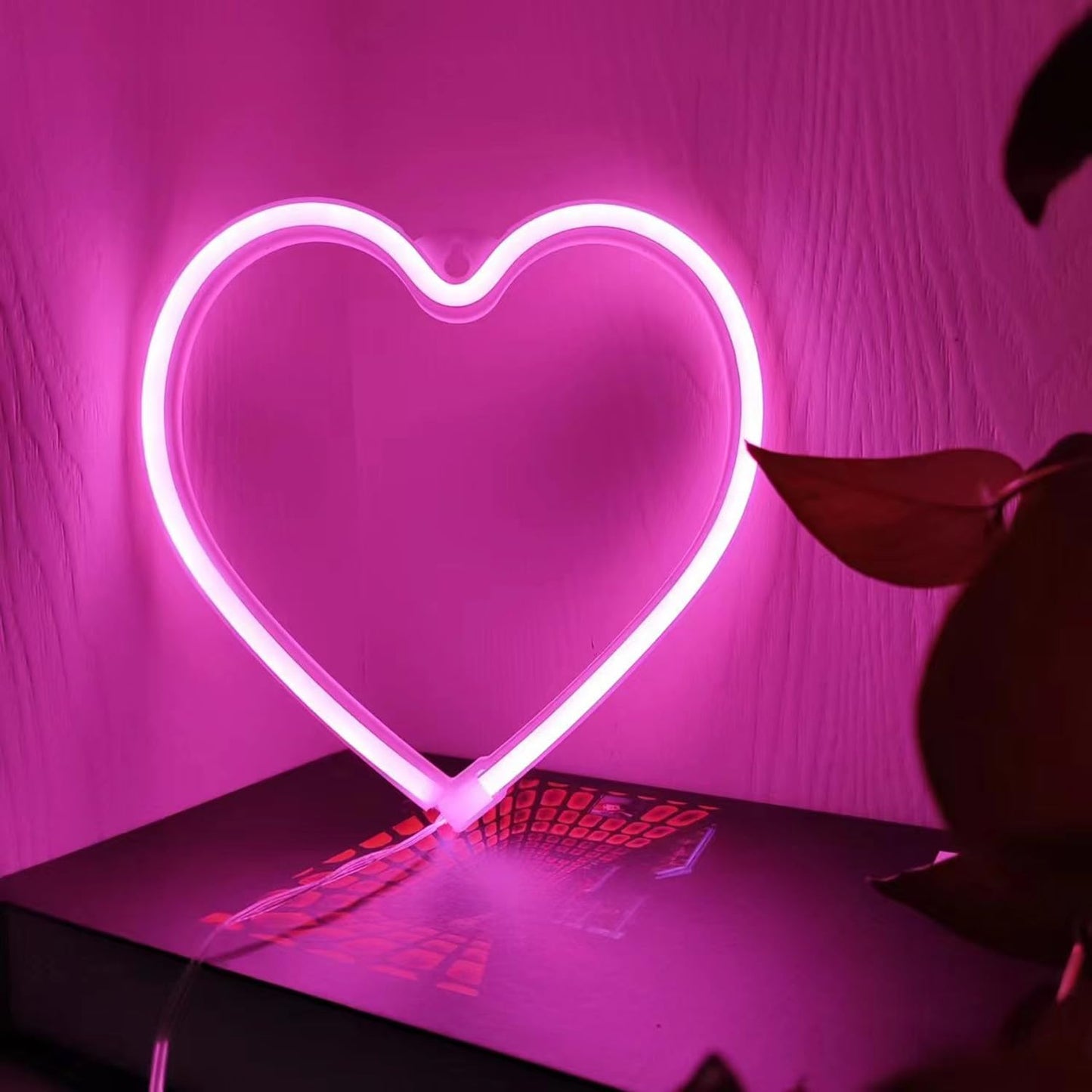 LED Neon Heart Sign,Love Hearts Neon Light for Girls Pink Room Bedroom Dorm Decor,USB or Battery Powered Heart Lamp for Wedding Valentine's Day Mother's Day Window Wall Decorations(1Pc Pink)