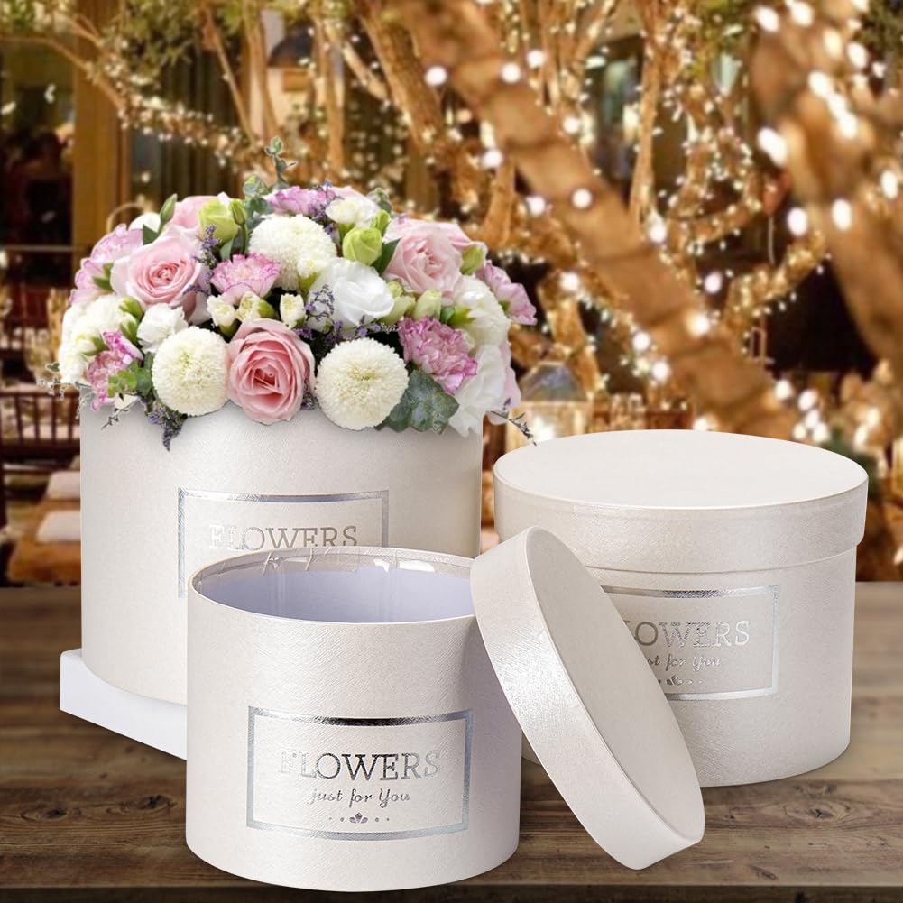 GnFlus White Gift Box Round Gift Boxes with Lids Set of 3 Nesting Gift Boxes for Presents Assorted Sizes Flower Boxes for Arrangements Birthday Wedding Bridesmaid Graduation Christmas Party Gift Bags