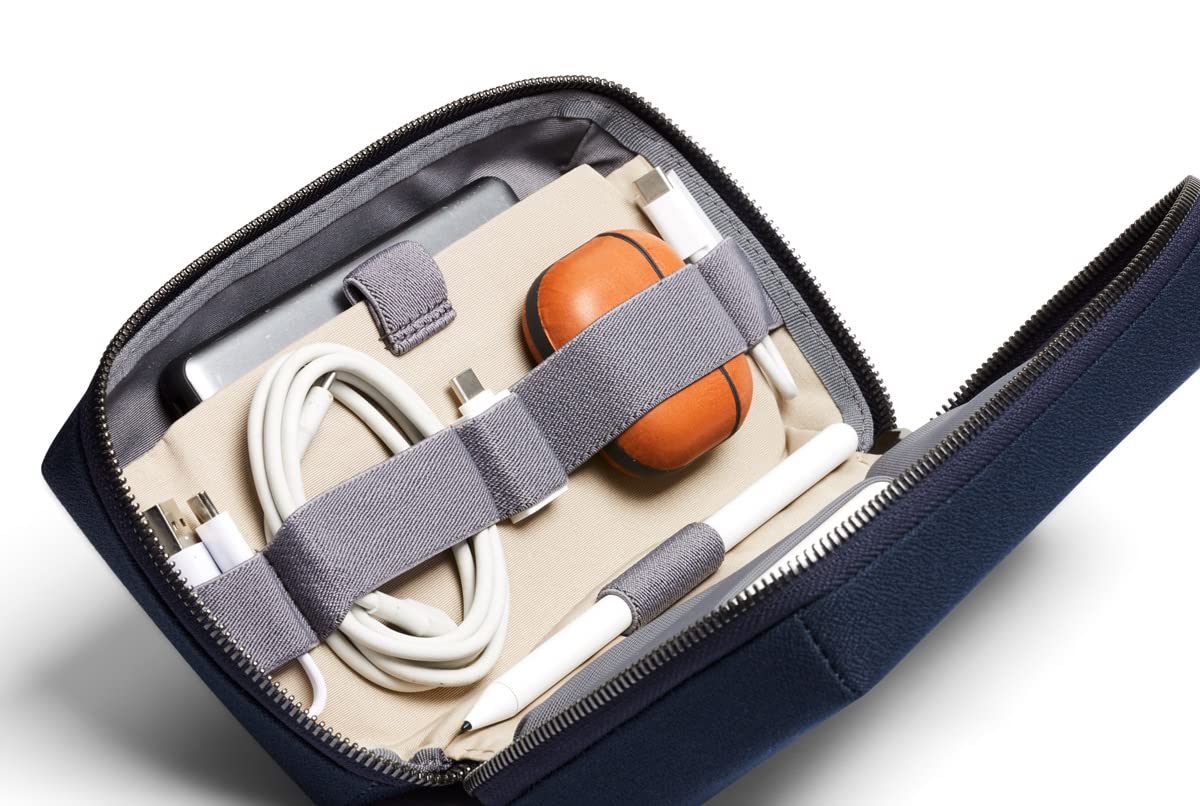 Bellroy Tech Kit, tech Accessories Zip Pouch (Power Bank, Phone Charger, Cables, Earbuds) - Navy