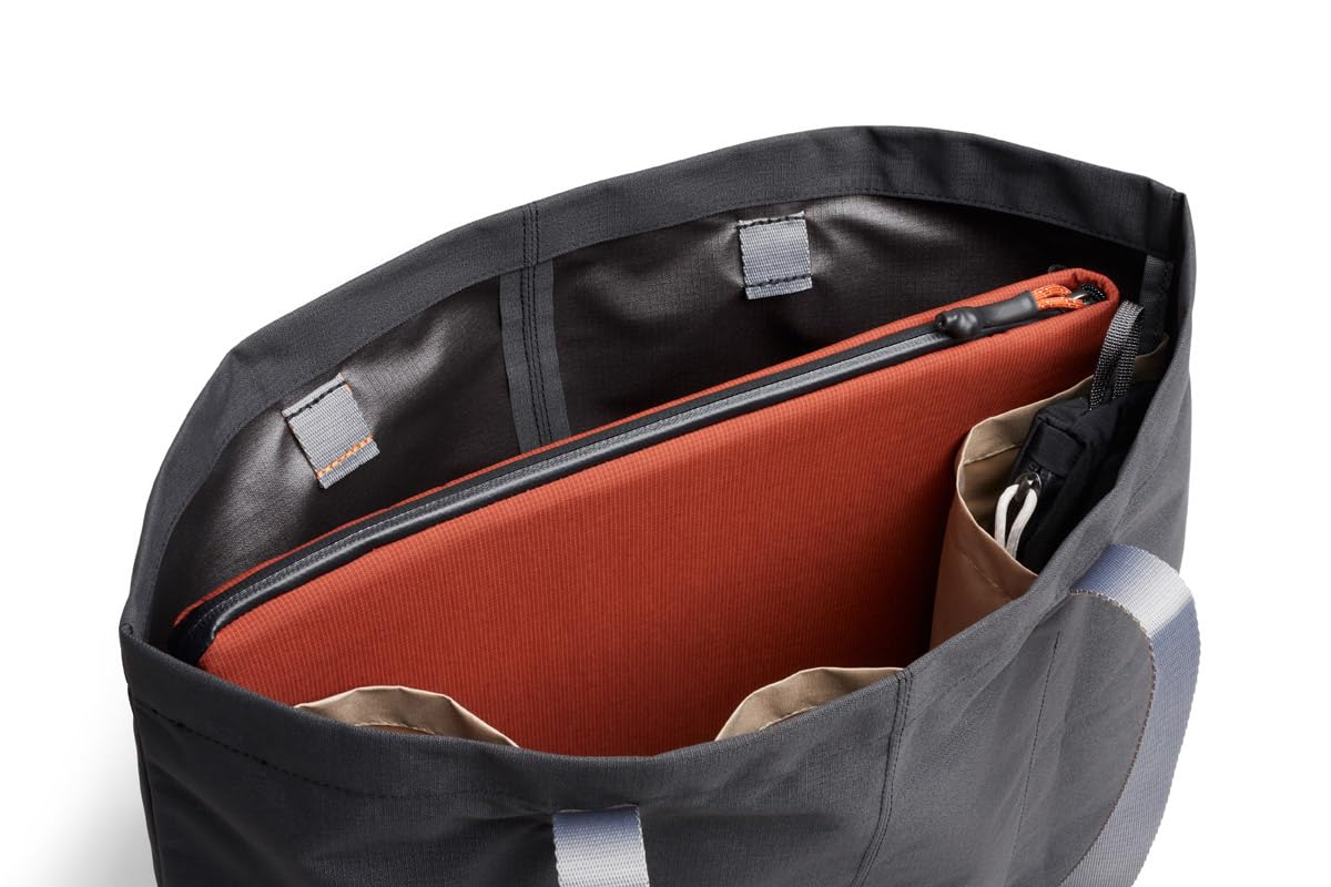 Bellroy Lite Laptop Sleeve (16” Laptop Cover) - Clay