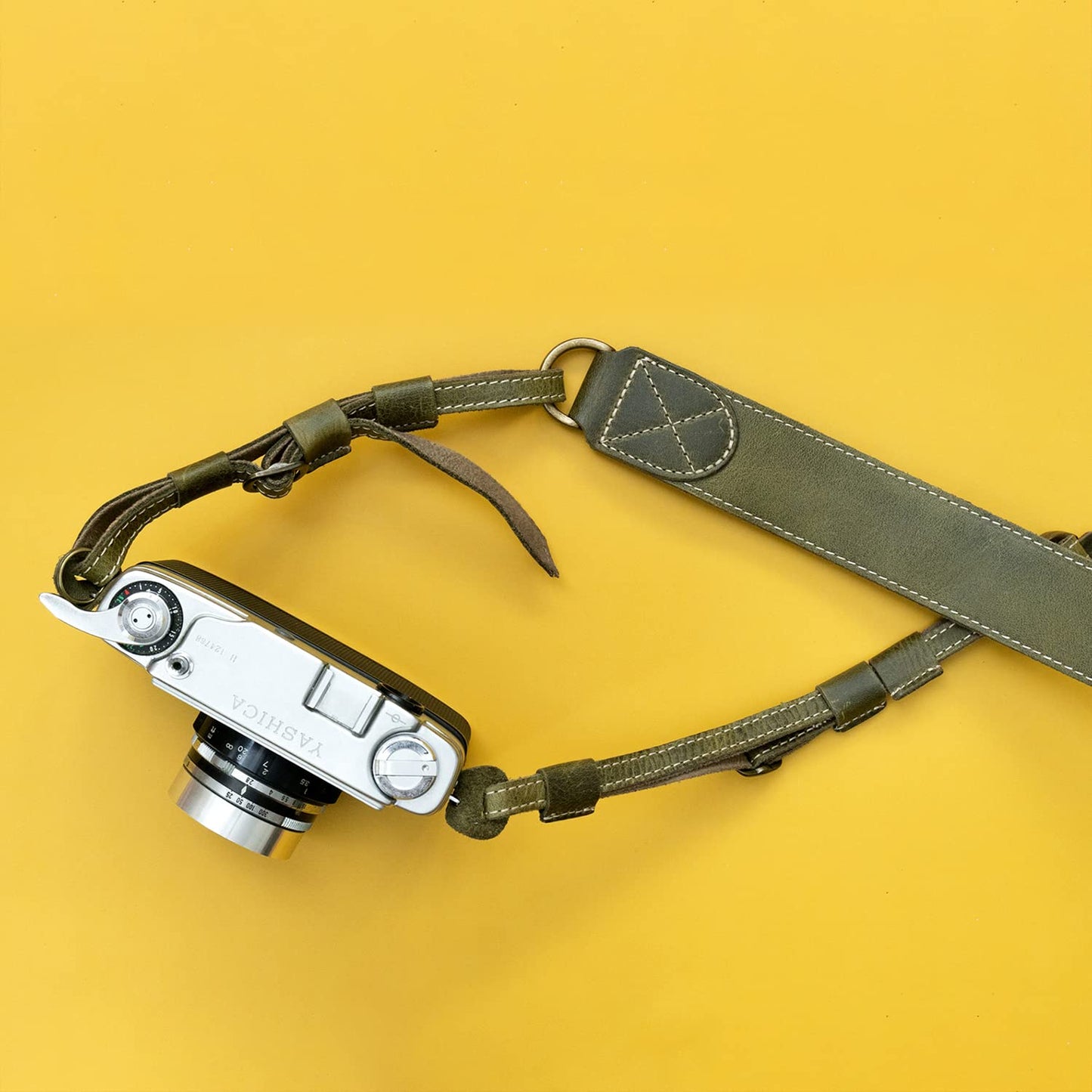 MegaGear SLR, DSLR Sierra Series Genuine Leather Camera Shoulder or Neck Strap