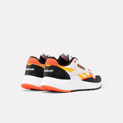 Reebok Classic Leather Sneakers - Timeless Style & Comfort | Size 2400