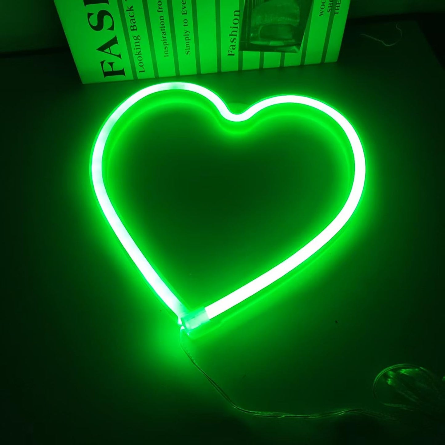 LED Neon Heart Sign,Love Hearts Neon Light for Girls Room Bedroom Dorm Decor,USB or Battery Powered Heart Lamp for Wedding Window Wall Decorations(1Pc Green)