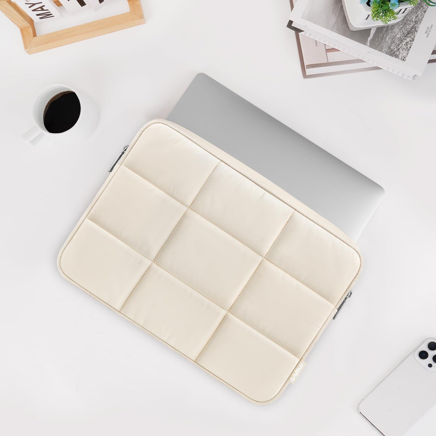 MOSISO Laptop Case 13.3 inch, 13-13.3 inch Puffy Laptop Sleeve Compatible with MacBook Air 13 13.6/Pro 13/Pro 14, HP Dell ASUS Lenovo, Rectangle Quilted Puffer Computer Bag for Women, Sand