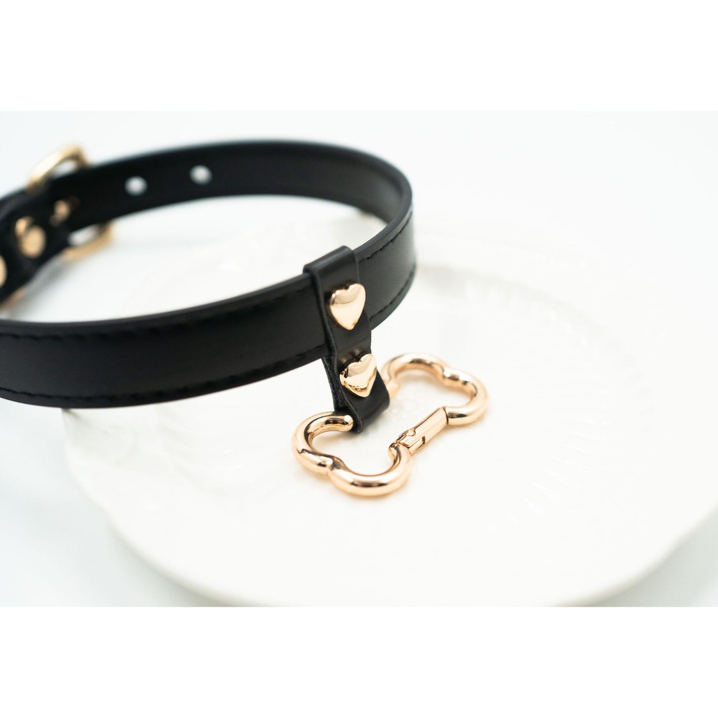 ADEMISHIA Handmade Bone Ring Leather Choker Collar For Women, Cute Pastel Pink Choker Necklace with Bone Shaped Pendant and Heart Rivets