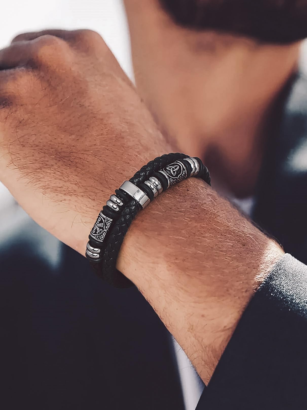 Bandmax Men's Norse Bracelet 8 inch Viking Celtic Knot Beads Bracelets Black Leather Braided Rope Wristband for Men Son Husband Grandson Gift For Father's Day Birthday Christmas Graduation