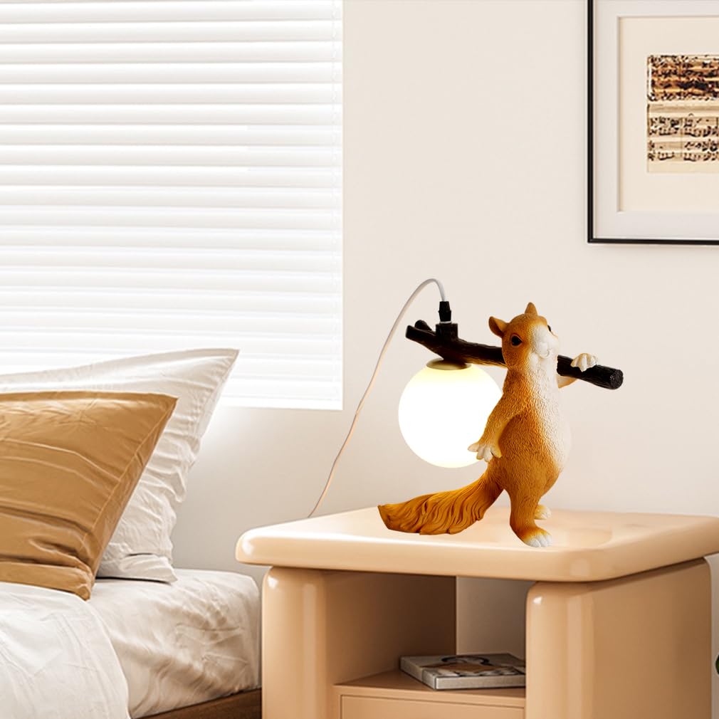 MUMENG Cute Table Lamp, Squirrel Shape Animal Lamp for Bedroom, Resin Unique Table Lamp Kids Desk Lamp for Living Room, Home Decor, Gift (Squirrel Shape)