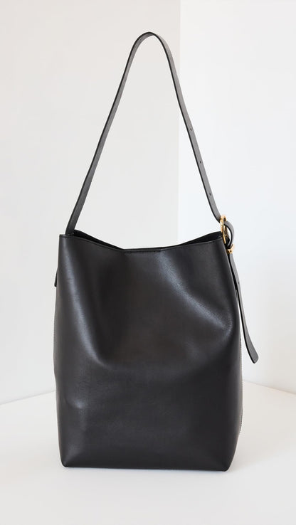 Madewell Women's The Essential Bucket Tote in Leather, True Black, One Size