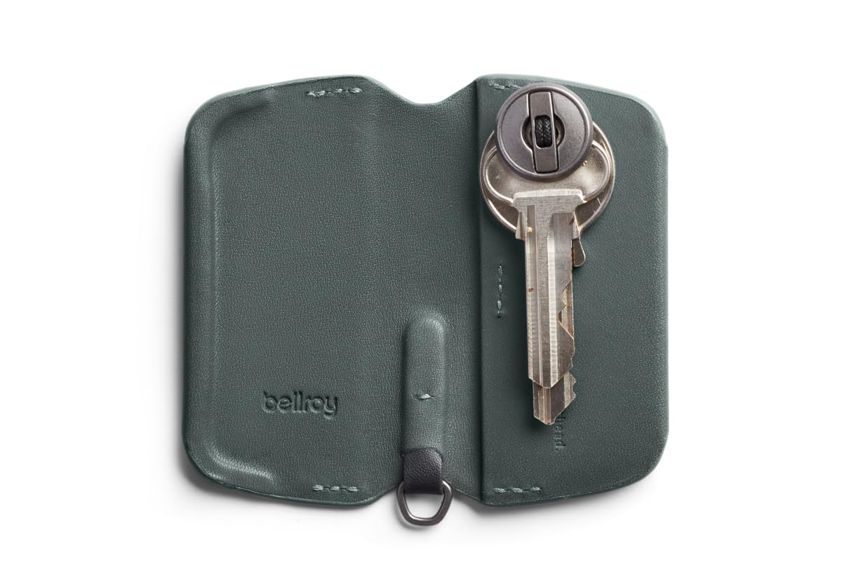 Bellroy Key Cover – Third Edition (Leather Key Holder, Holds 2 – 4 Keys) - Everglade