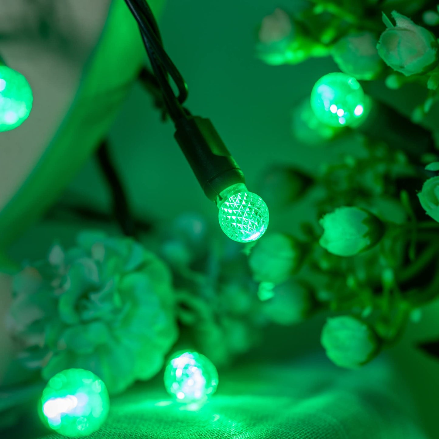 YULETIME Green One-Piece G12 Raspberry Christmas Lights 140 Count 48 Feet, 2 Sets 70 LED 24 ft High Waterproof UL Certified String Light (Green)