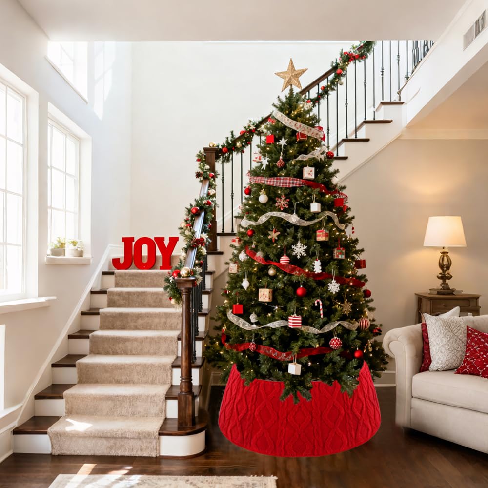Teeanzo 28 Inch Christmas Tree Collar Red Plush Faux Fur with Crossed Diamond Pattern, Soft Boho Xmas Tree Ring Tree Skirt for Christmas Artificial Trees Holiday Party Home Decor