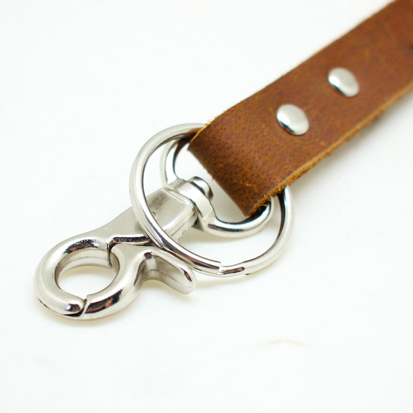 Payutou Leather Keychain Lanyard For Women Neck, Genuine Leather Handmade Lanyard with Keychain for Cellphone, Keys, ID Badge Holder, Camera,1Pcs