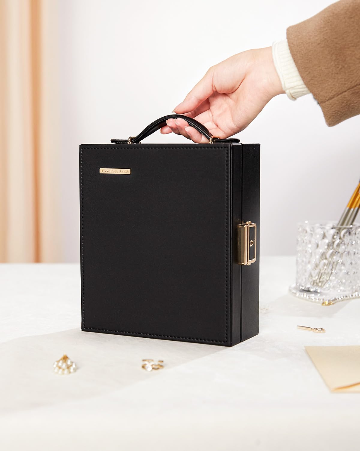 Enthralite Large Travel Jewelry Case: Portable Jewelry Box with Mirror - PU Leather Small Jewelry Organizer for Rings Earrings Necklaces Bracelets - Birthday Gift for Her - Jewelry Storage