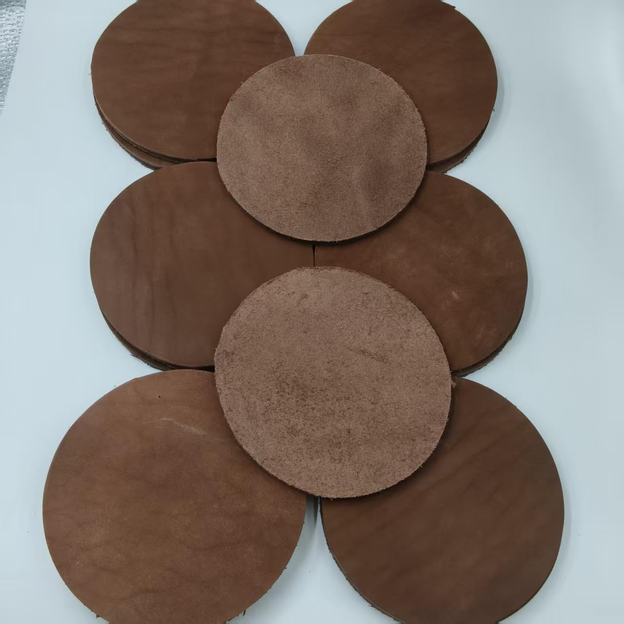 YiJiaXiang 120mm diameterRound Sliced Genuine Leather, 3-5mm Thick Natural Leather, Suitable for Stamping pad Leather Cutting Pieces, Coaster Making Process (Coffee Color 20 Pieces)