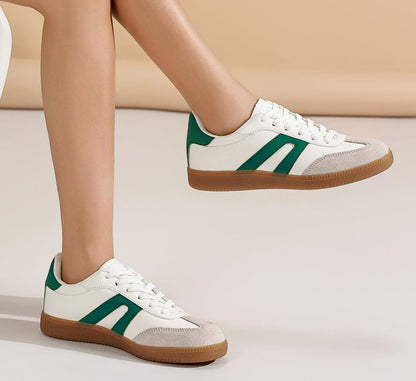 Women's Retro Gum Sole Fashion Sneakers-Lace Detail Casual Retro Walking Shoes-Gum Sole Casual Tennis-Anti Slip Trainers（Green/White,8.5）