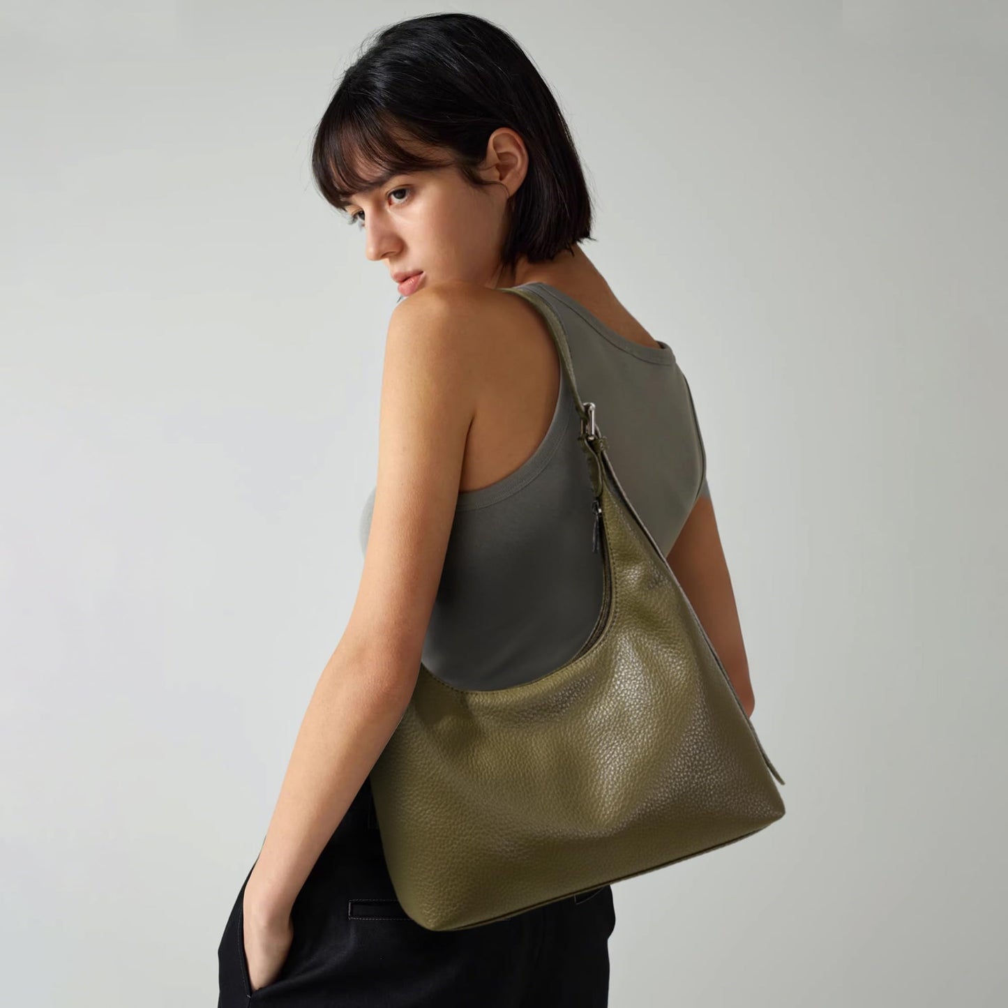 KALIDI Crescent Tote Bag, Women Underarm Handbag Vegan Leather Zipper Shoulder Purse Hobo for Evening Shopping Casual