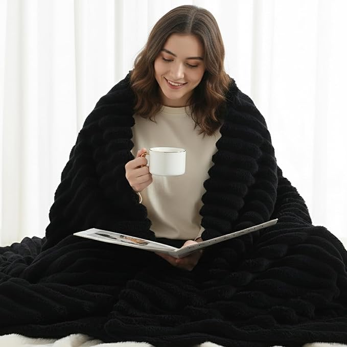 decorUhome Soft Fleece Black Blanket King Size for Bed, Cozy Fluffy Plush Flannel Large Striped Throws for Couch Sofa, Lightweight Decorative Fuzzy Blanket for Woman, 108x90 Inches
