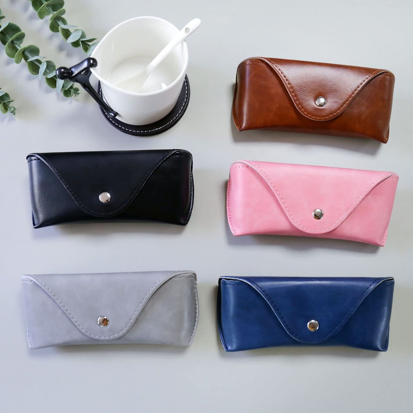 LogHog Portable Leather Glasses Case,Mother's Day Gifts for Him Durable Soft Sunglasses Pouch Slim Case for Women Men Horizontal Eyeglass Case （Button - Black）