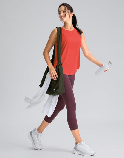 SANTINY Women's Sleeveless Workout Tops Breathable Lightweight Active Tennis Yoga Shirts Athletic Running Tank Tops for Women (Red_XS)