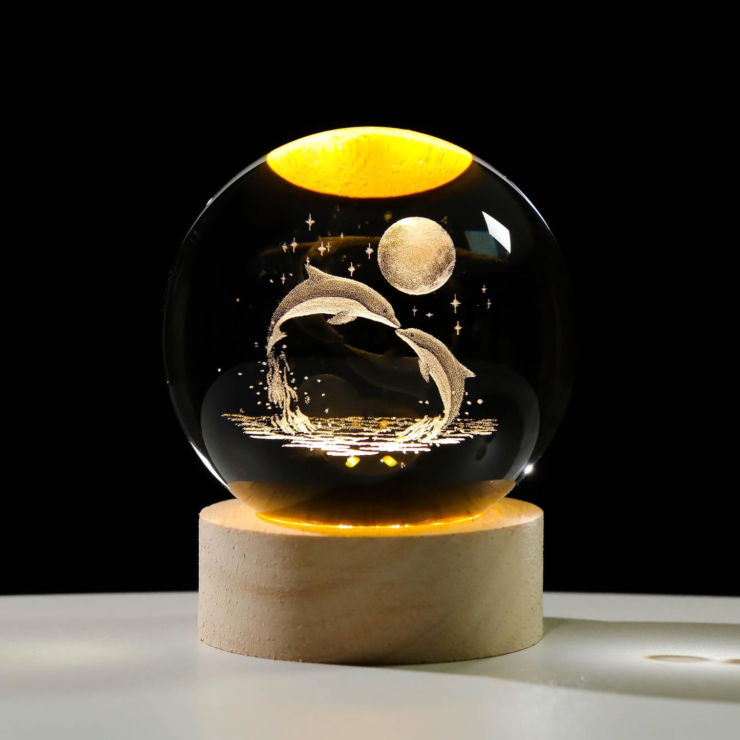 Arikyrist 3D Dolphin Crystal Ball Night Light, Glass Dolphin Lamp with Wooden Base, Laser Engraved Glass Sphere Home Decor