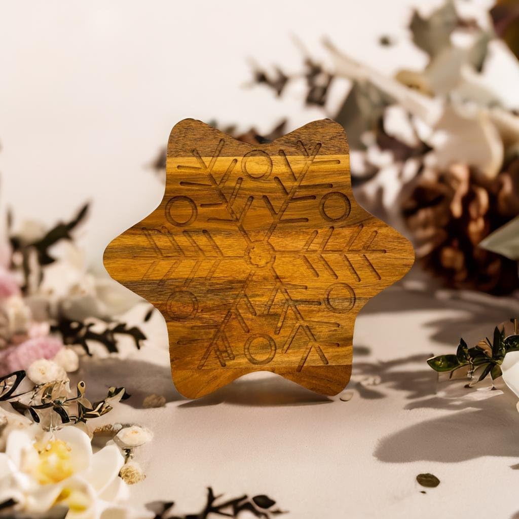 Affinity Decor Wood Cutting Board for Kitchen Star Shaped Wooden Cutting Board with Grooves, Christmas Decorative cutting board for Cheese and Veggies and Charcuterie Serving Platter 11"L x 11"W
