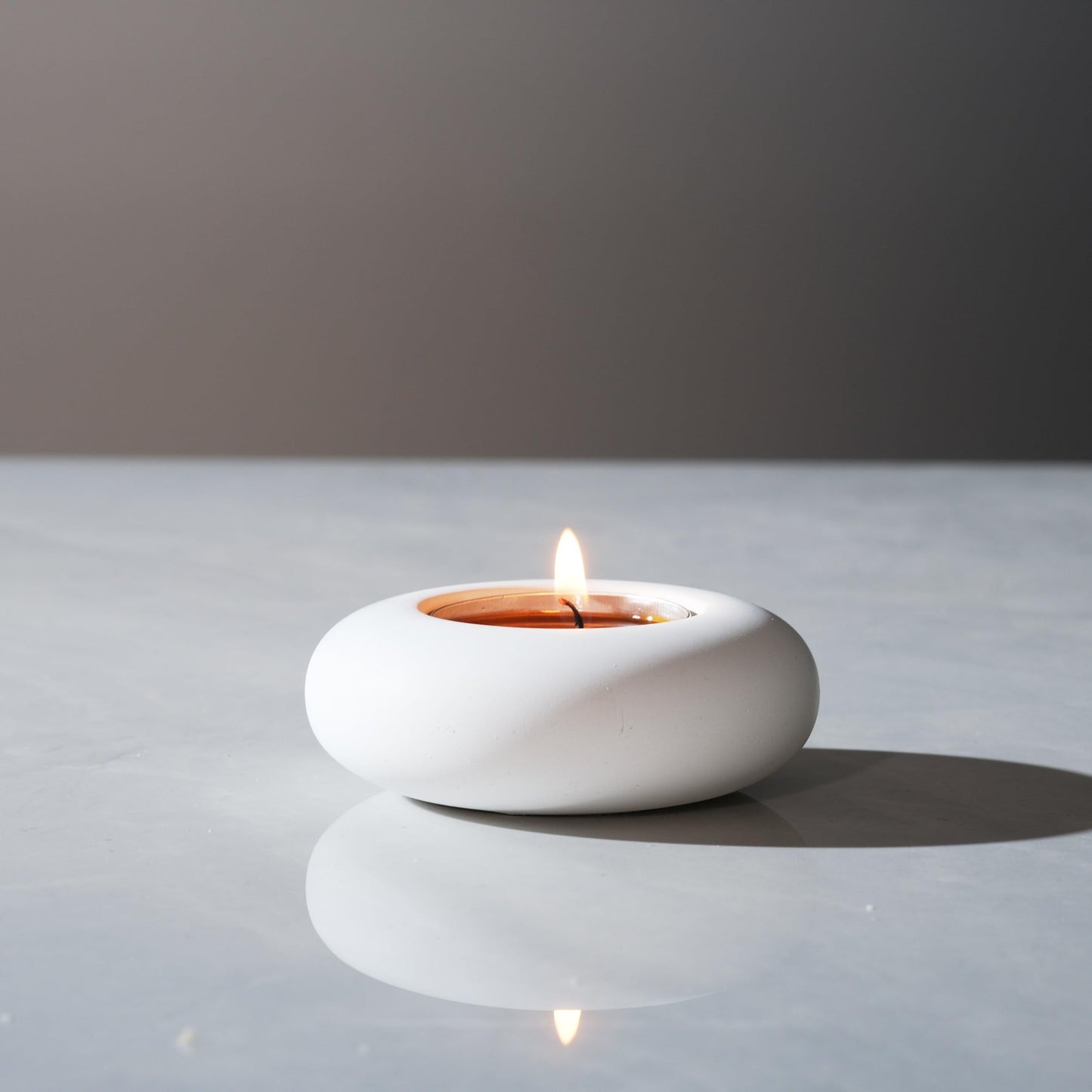 ICNBUYS Handmade Decorative Pebble Tealight Candle Holder - Handcrafted Home Decor Accent for Calming Earthy Aesthetic White Cement Diameter 3 Inches Set of 2