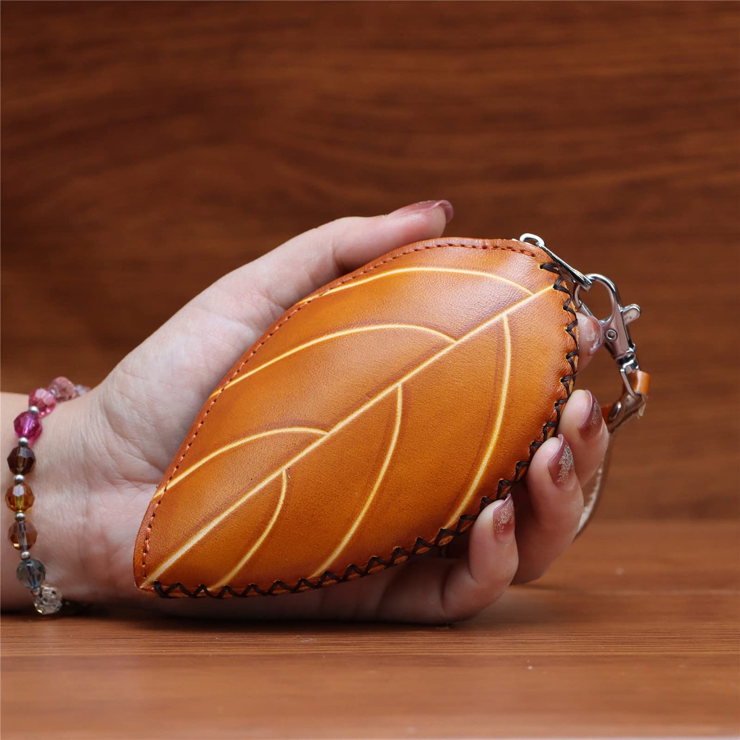 Fanyixuan Ladies Leaf Ladybug Leather Coin Purse Can Put Coin Clutch Bag Handmade Leather Creative Key Case (Yellow)